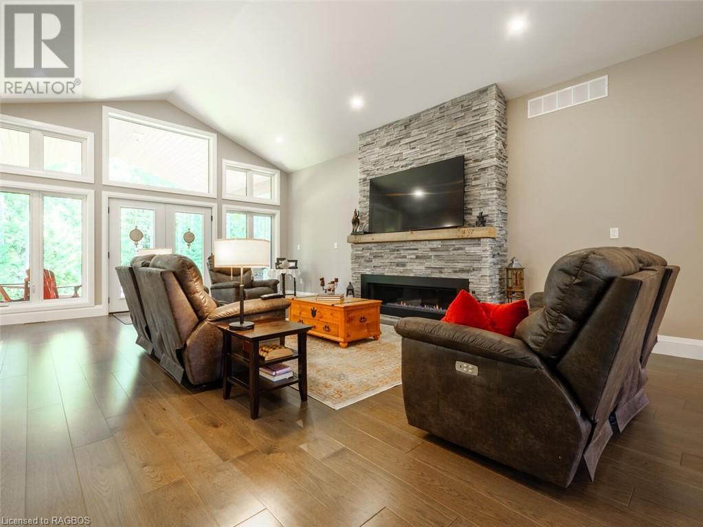 17 Phillips Place, Oliphant, Ontario  N0H 2T0 - Photo 17 - 40539113