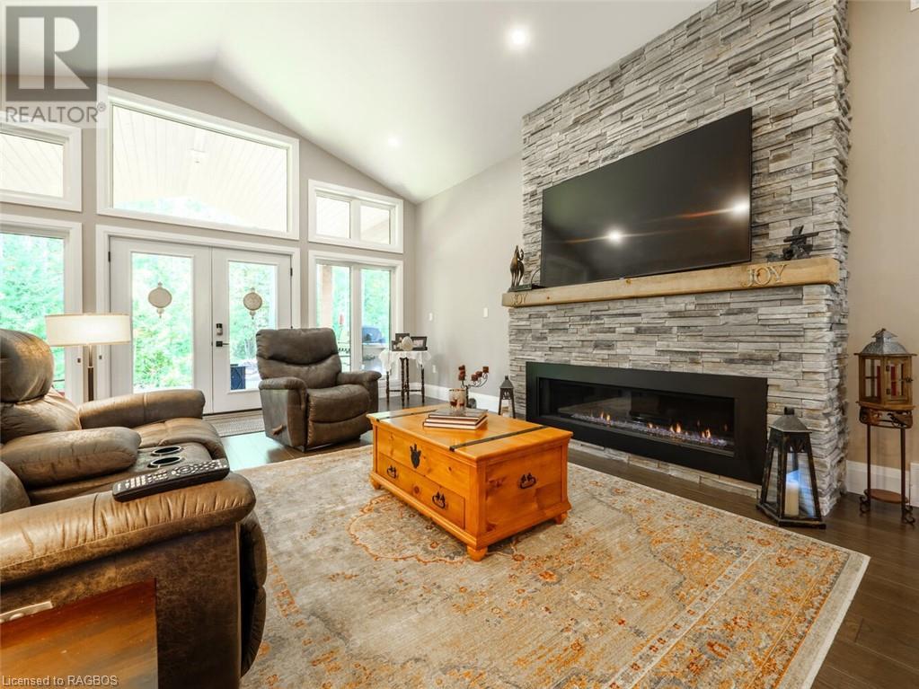 17 Phillips Place, Oliphant, Ontario  N0H 2T0 - Photo 18 - 40539113