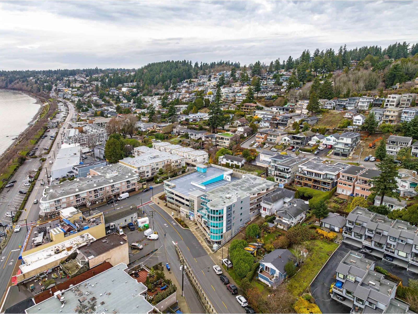 501 14955 Victoria Avenue, White Rock, British Columbia  V4B 1G2 - Photo 33 - R2836664