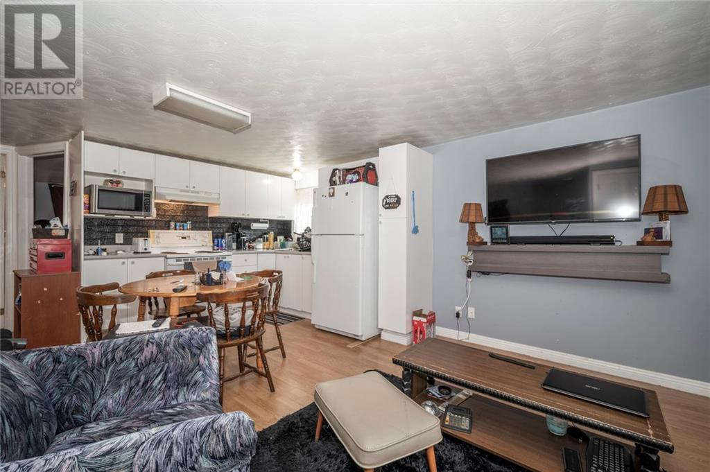 105 Dominion Street S, Alexandria, Ontario  K0C 1A0 - Photo 21 - 1376896
