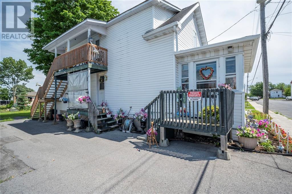 105 Dominion Street S, Alexandria, Ontario  K0C 1A0 - Photo 4 - 1376896