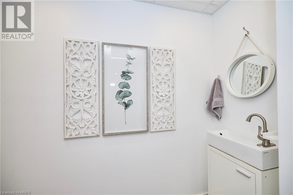 3710 Main Street Unit# 101, Niagara Falls, Ontario  L2G 6B1 - Photo 17 - 40539323