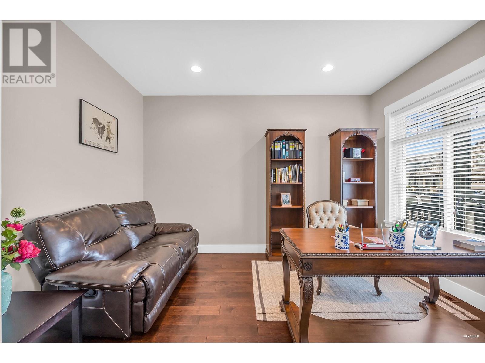 4674 Hawk Lane, Tsawwassen, British Columbia  V4M 0B4 - Photo 8 - R2848470