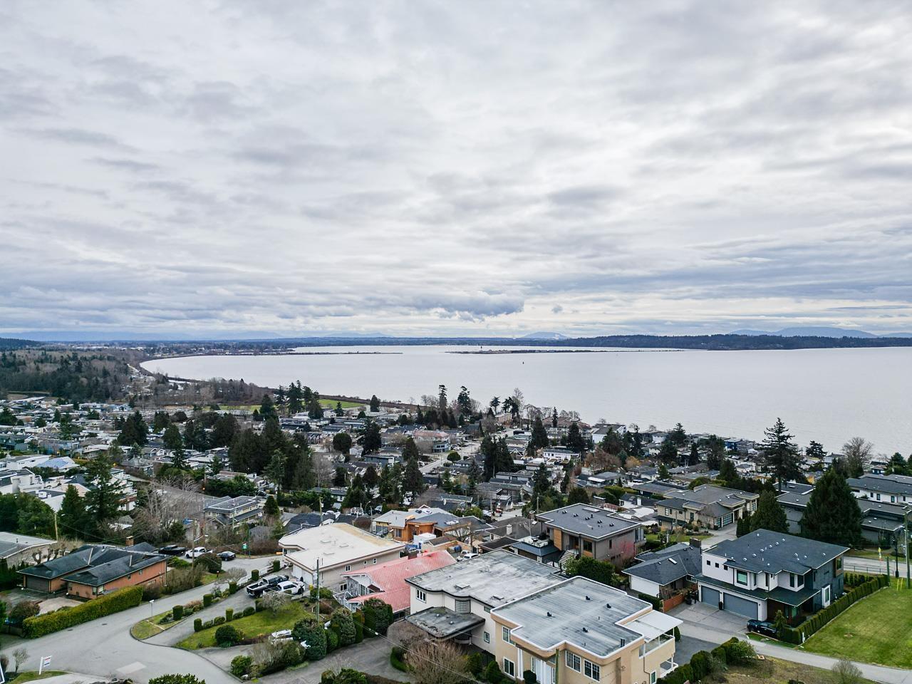 15554 Cliff Avenue, White Rock, British Columbia  V4B 1V7 - Photo 6 - R2848137