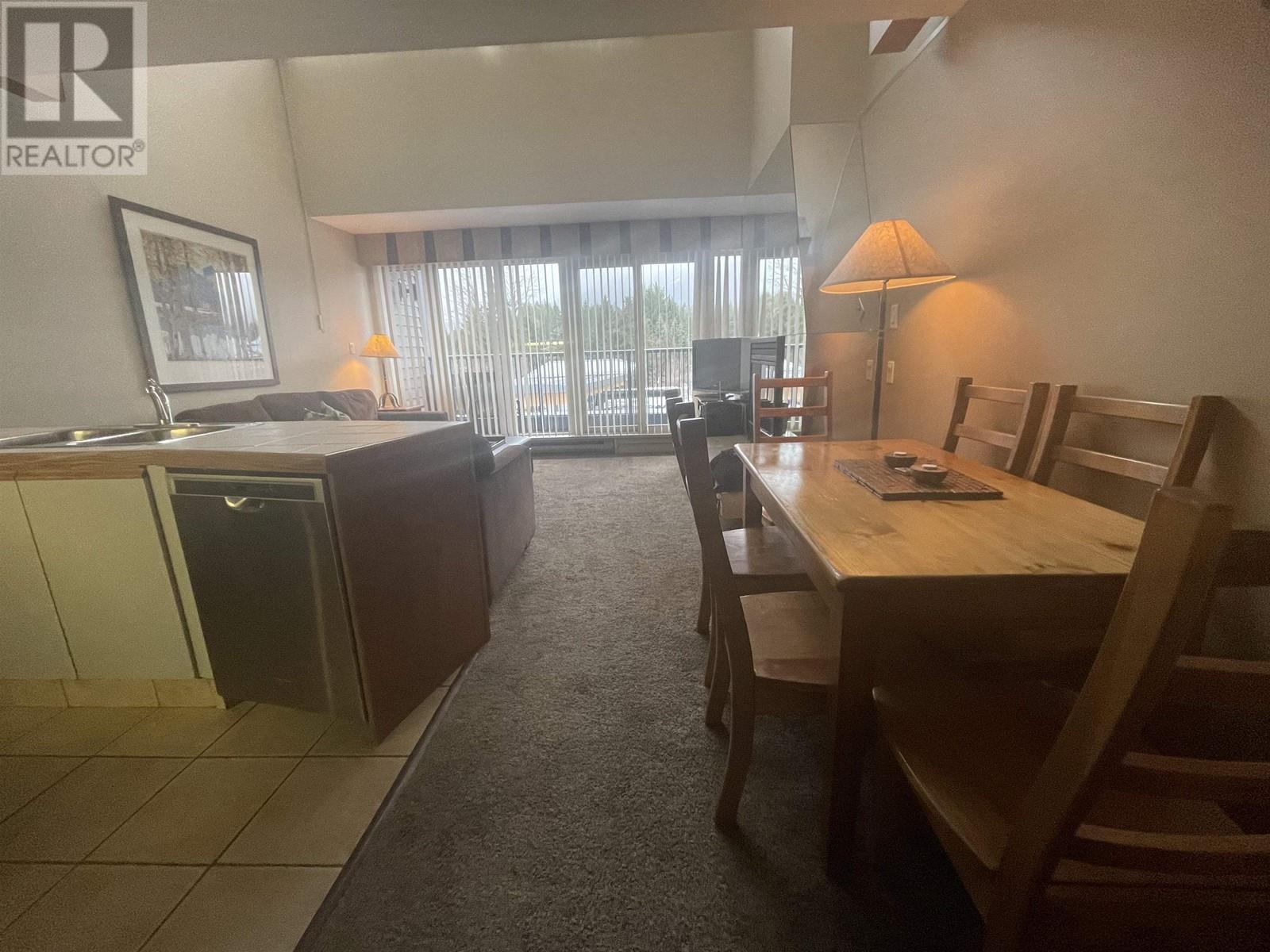 206/306 Wk 9-4321 Village Gate Boulevard, Whistler, British Columbia  V0N 1B4 - Photo 6 - R2848552