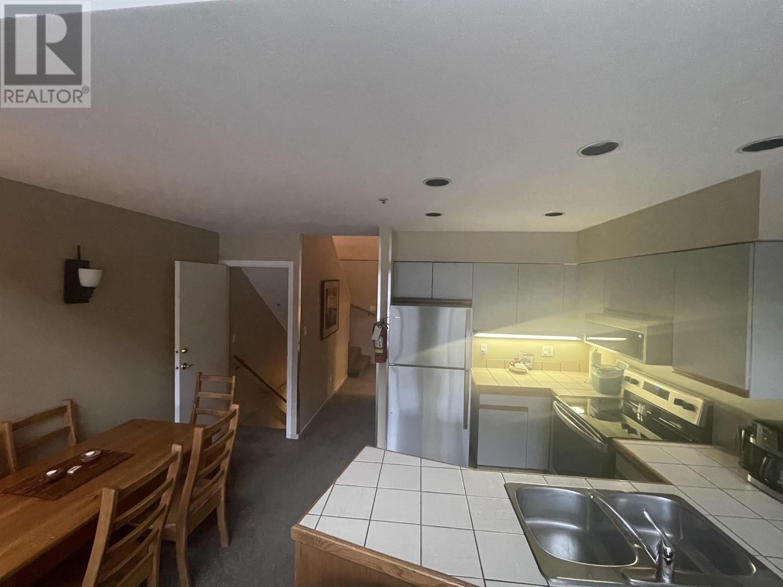 206/306 Wk 9-4321 Village Gate Boulevard, Whistler, British Columbia  V0N 1B4 - Photo 7 - R2848552