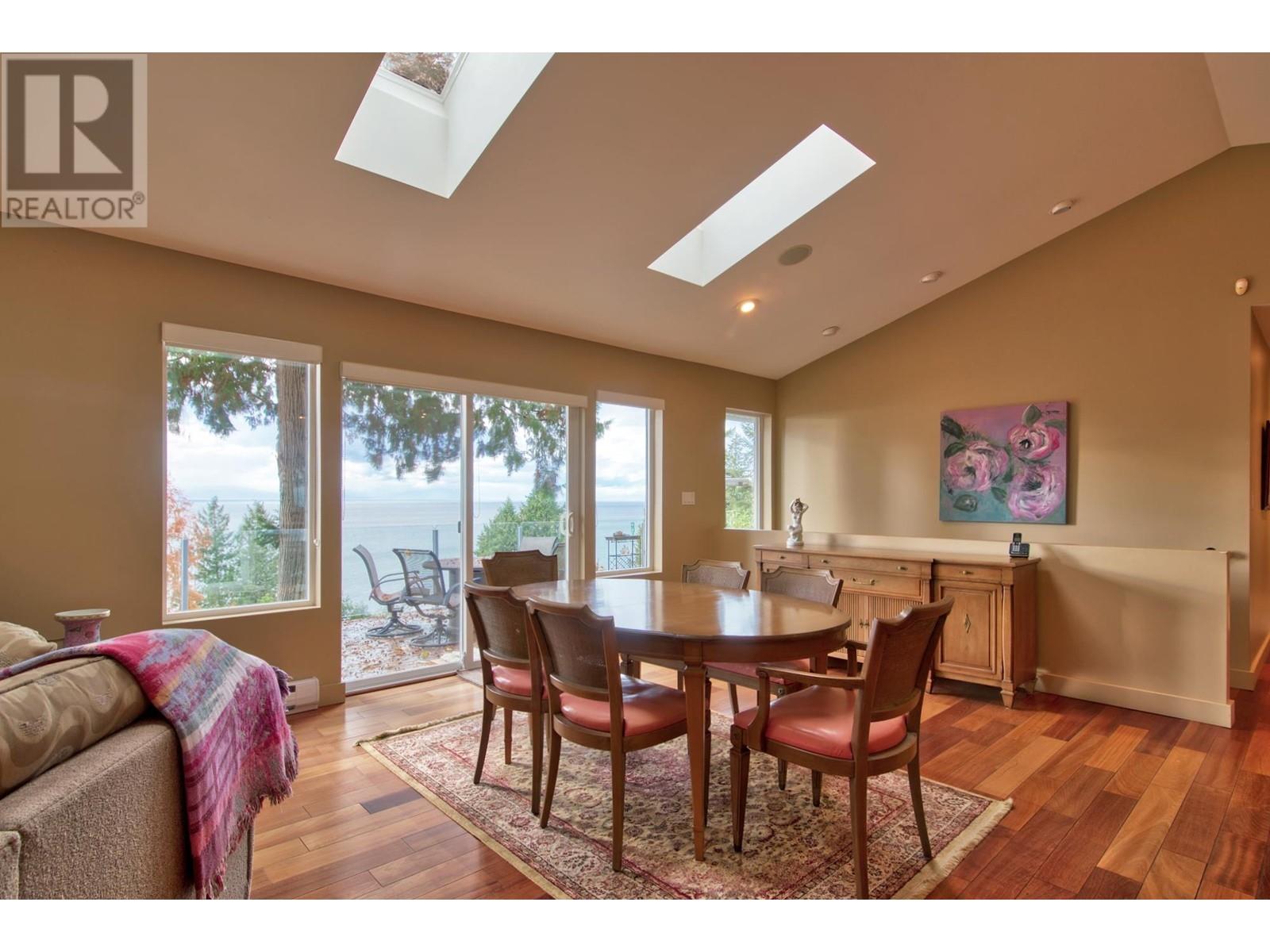 4977 Sunshine Coast Highway, Sechelt, British Columbia  V7Z 0B6 - Photo 10 - R2848529