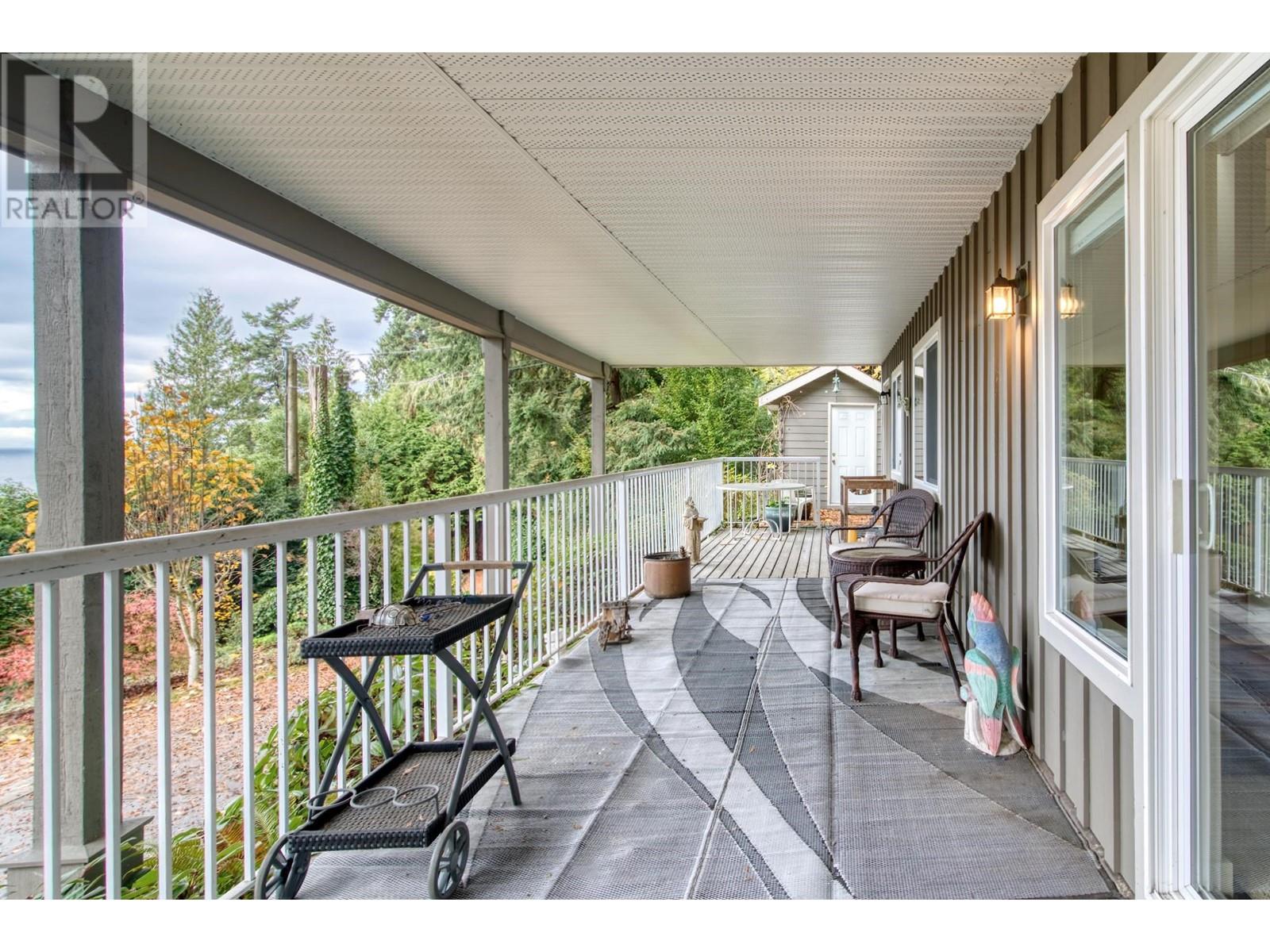 4977 Sunshine Coast Highway, Sechelt, British Columbia  V7Z 0B6 - Photo 18 - R2848529