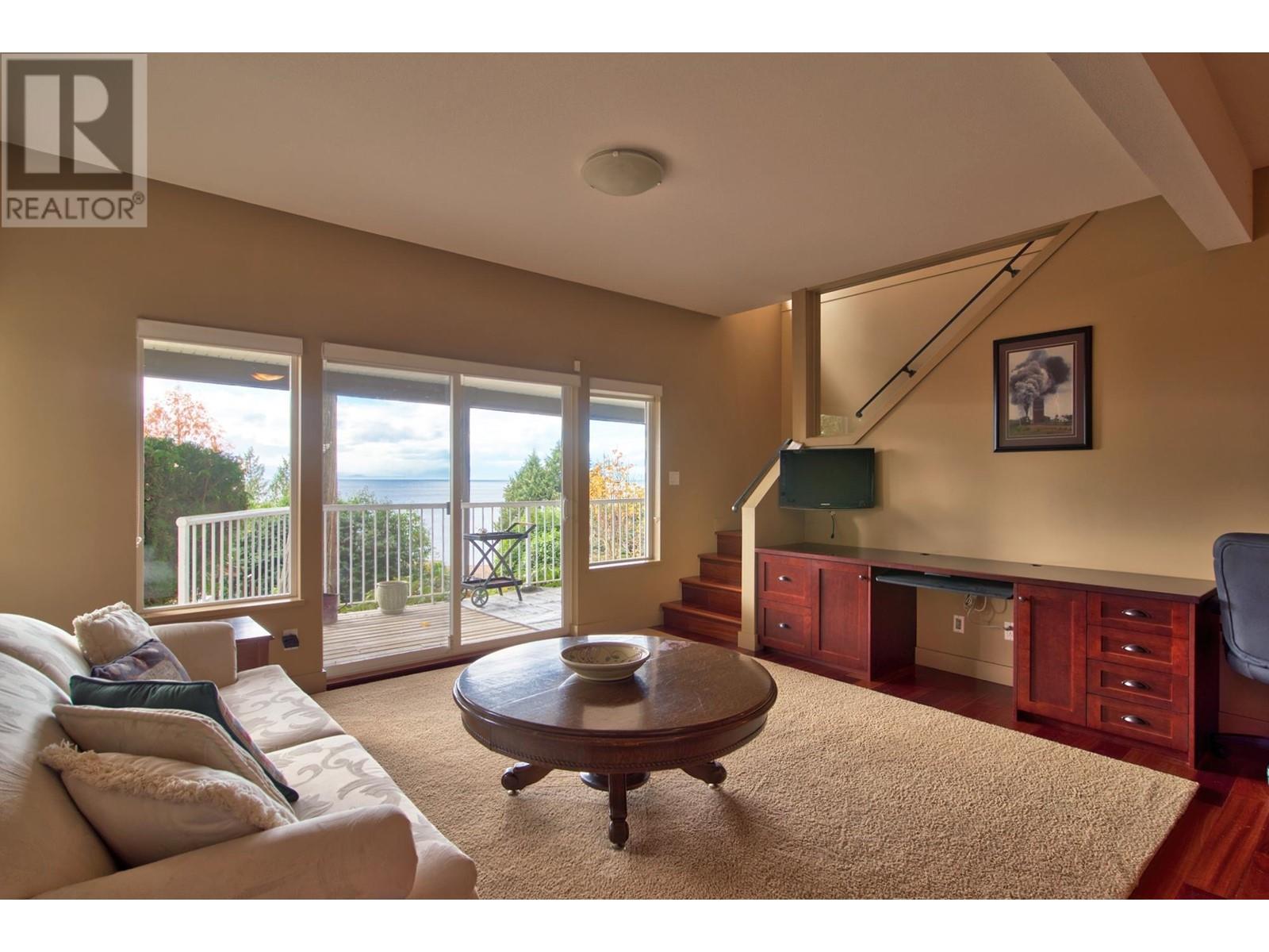 4977 Sunshine Coast Highway, Sechelt, British Columbia  V7Z 0B6 - Photo 6 - R2848529