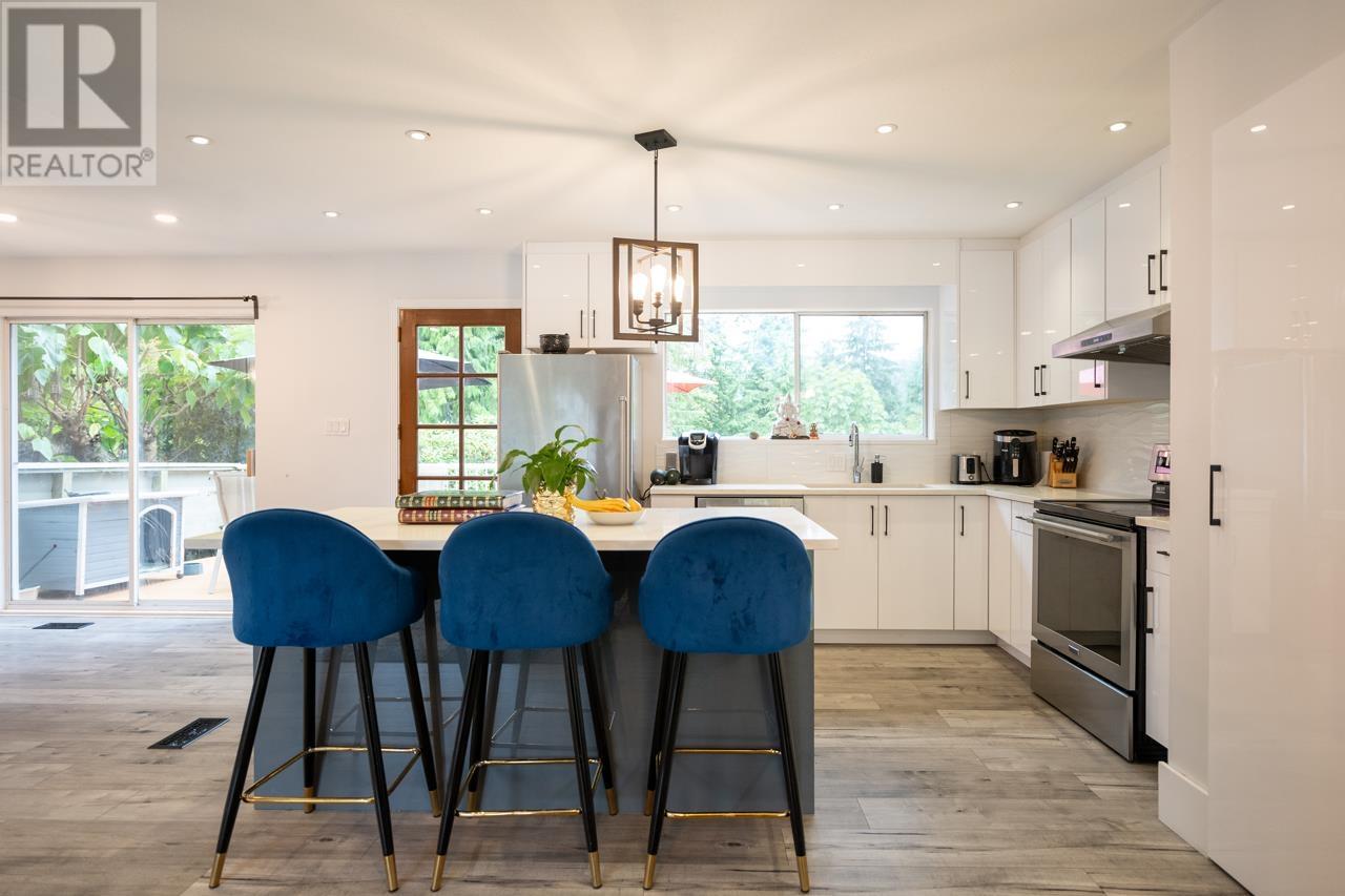 2293 Berkley Avenue, North Vancouver, British Columbia  V7H 1Z6 - Photo 1 - R2848532