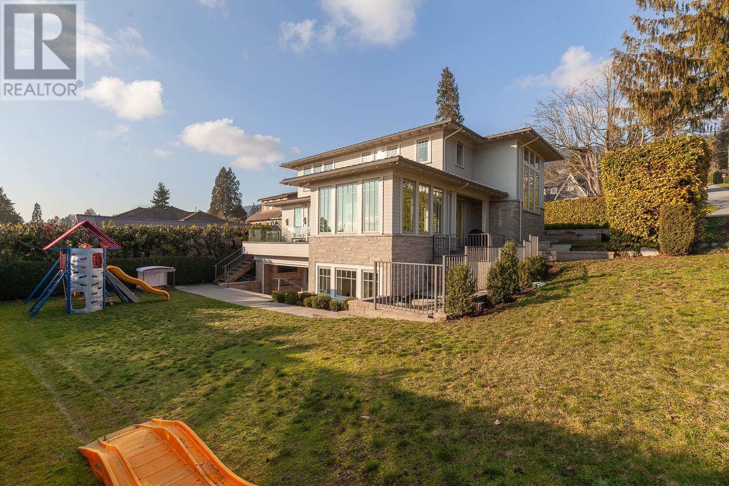 2302 Lawson Avenue, West Vancouver, British Columbia  V7V 2E6 - Photo 38 - R2848569