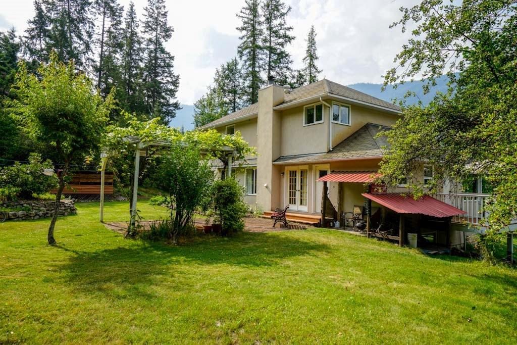 5407 Allendale Crescent, Castlegar, British Columbia  V1N 4V8 - Photo 47 - 2474872