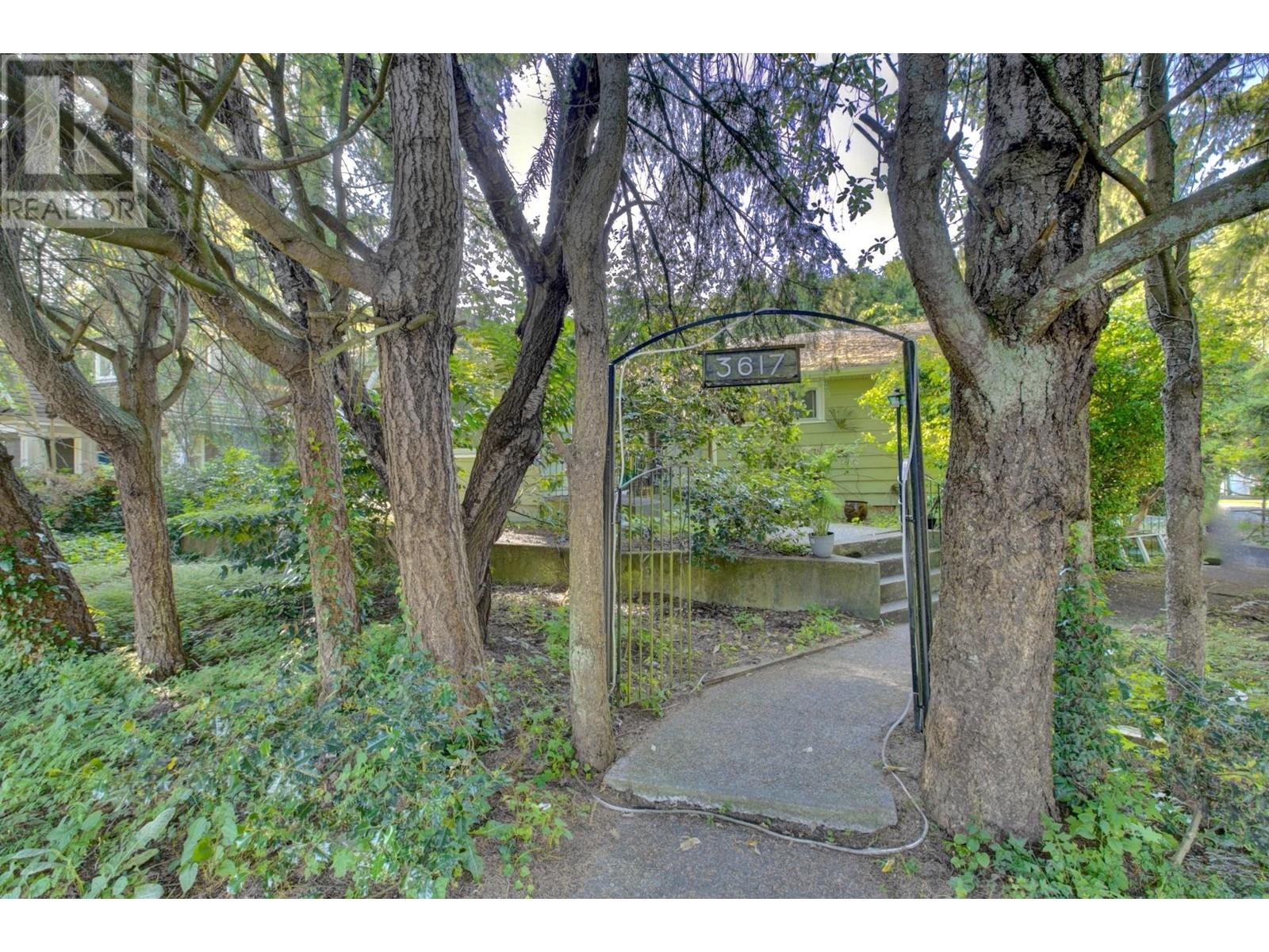 3617 W 48th Avenue, Vancouver, British Columbia  V6N 3R2 - Photo 2 - R2848570