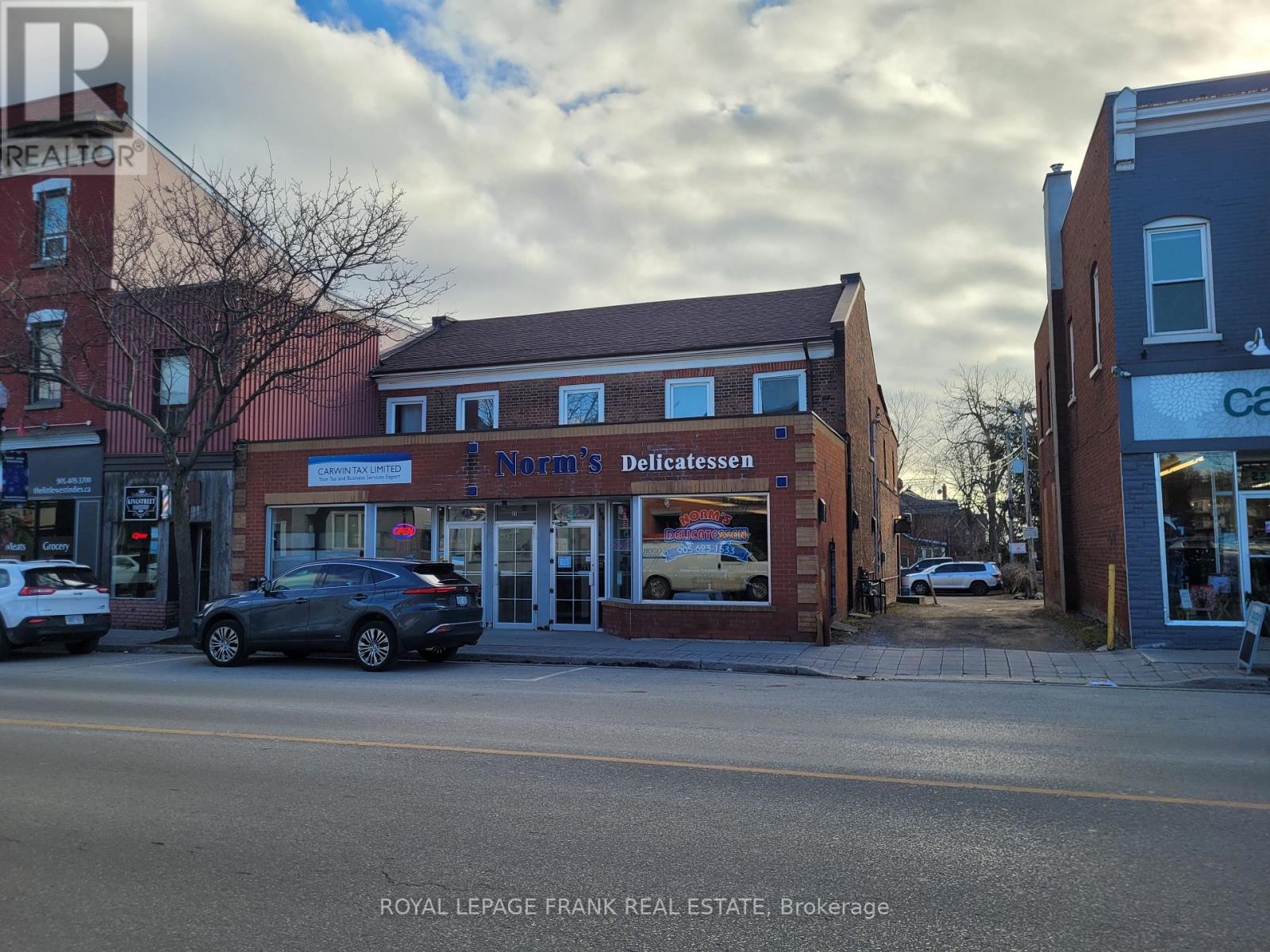 29-33 KING STREET E, clarington, Ontario