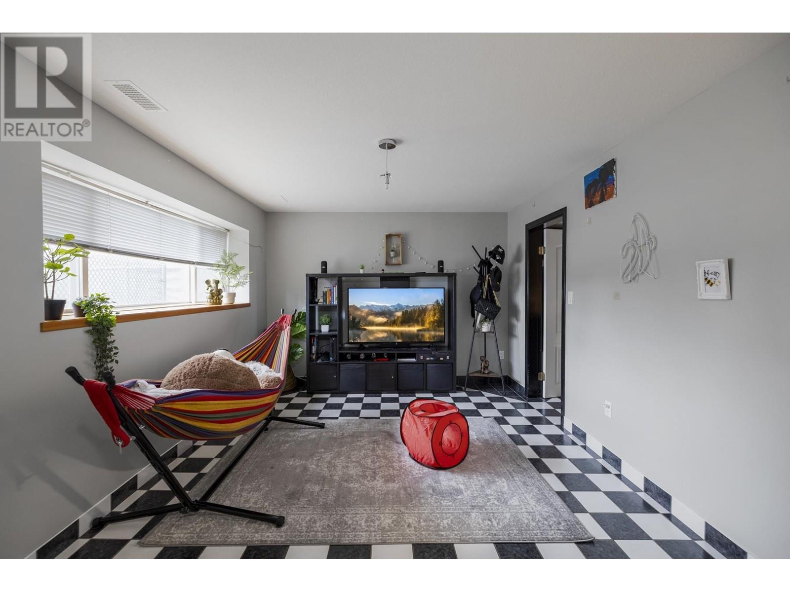 1844 Eastern Drive, Port Coquitlam, British Columbia  V3C 2T6 - Photo 24 - R2848595