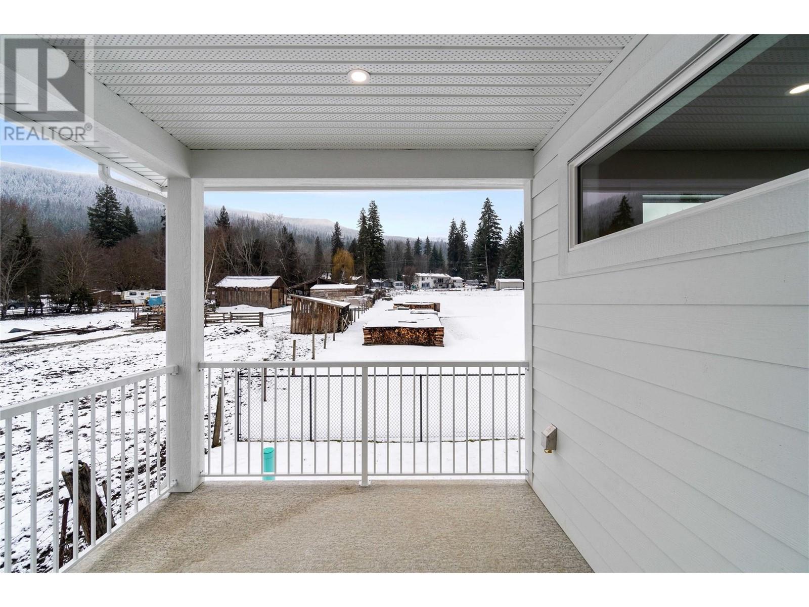 1840 10 Street Sw Unit# 24, Salmon Arm, British Columbia  V1E 1Z7 - Photo 33 - 10303885