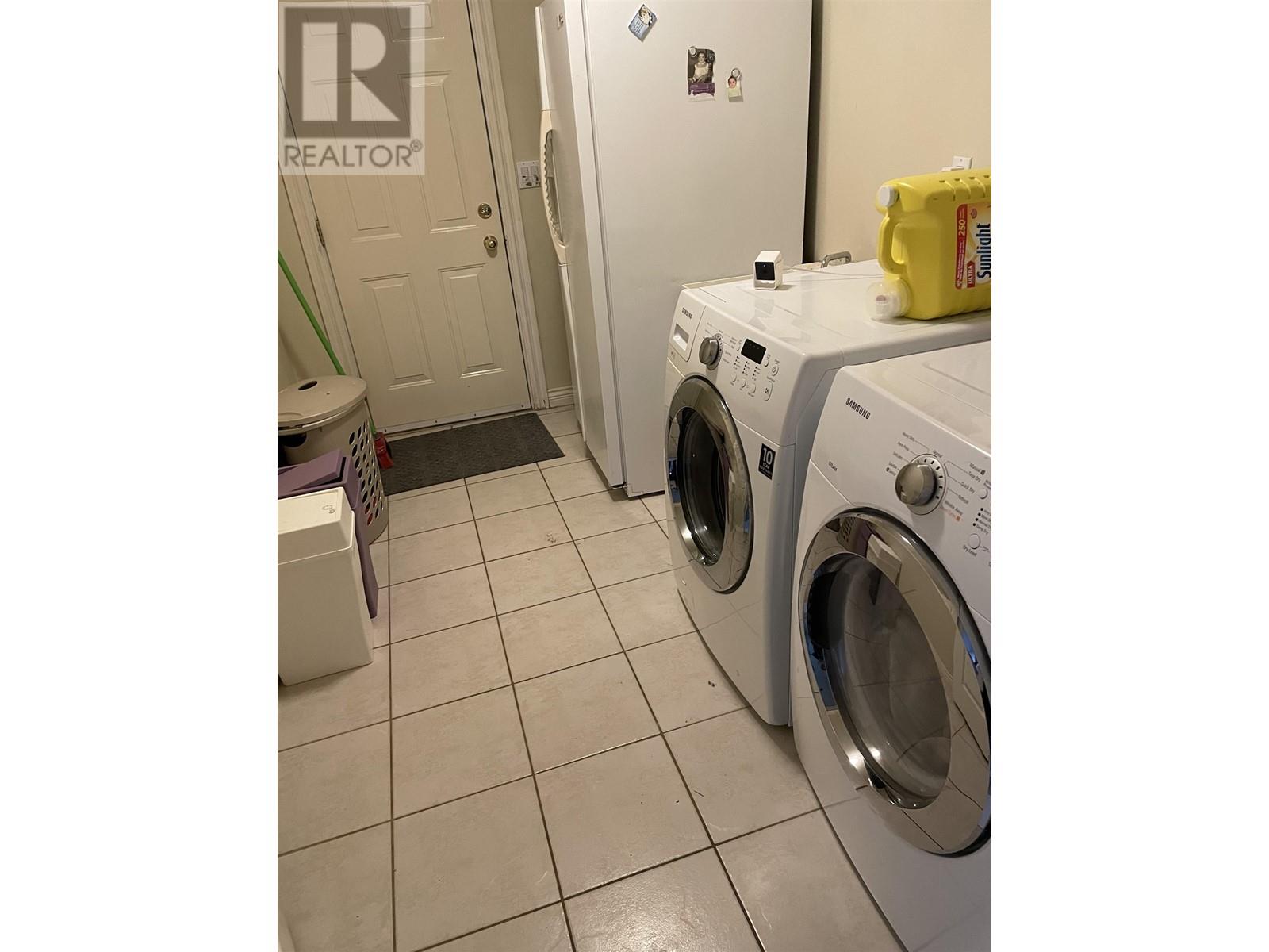 2132 Parkway Boulevard, Coquitlam, British Columbia  V3E 3K5 - Photo 6 - R2848662