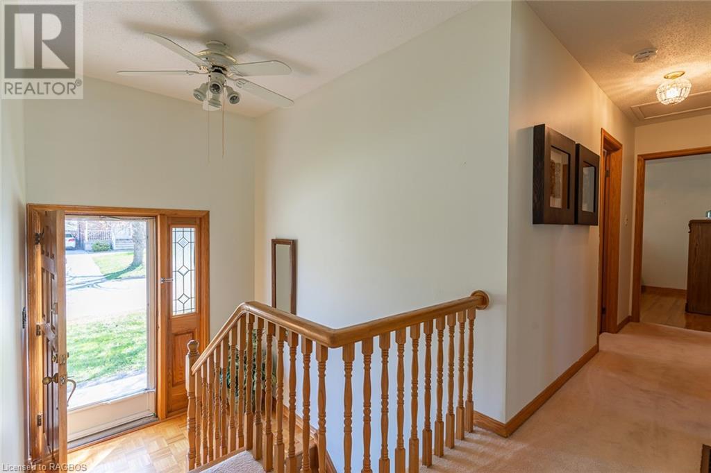 110 5th Avenue W, Owen Sound, Ontario  N4K 5Y4 - Photo 5 - 40512589