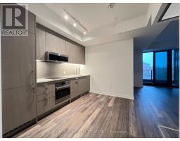 #601 -250 LAWRENCE AVE W