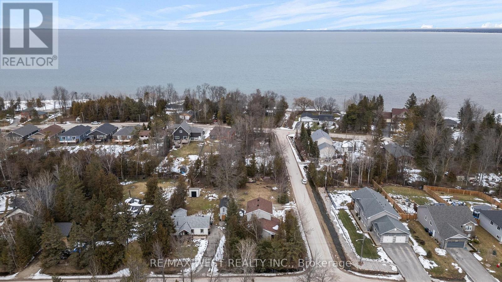 30 BAYSWATER DRIVE W, wasaga beach, Ontario