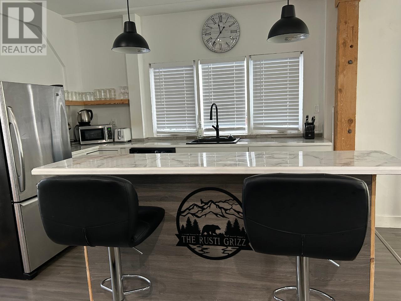 897 MAIN STREET, blue river, British Columbia