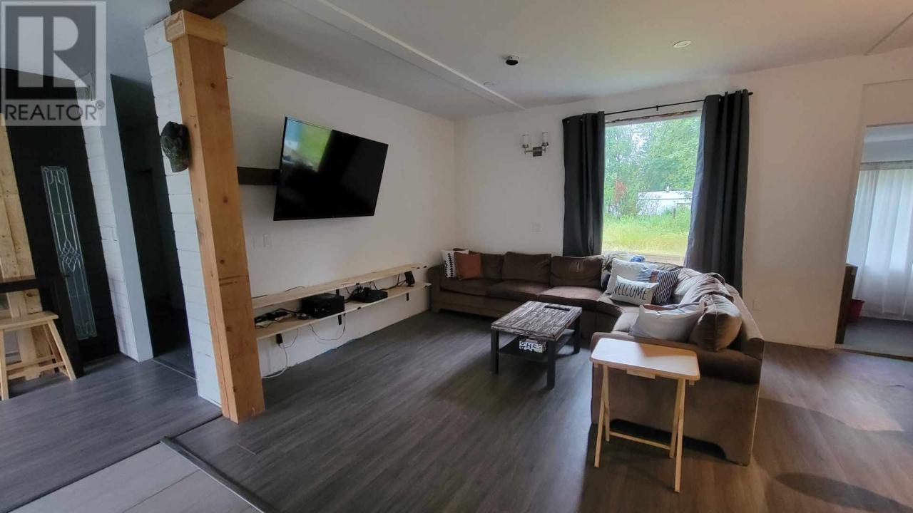 897 Main Street, Blue River, British Columbia  V0E 1J0 - Photo 6 - 176680