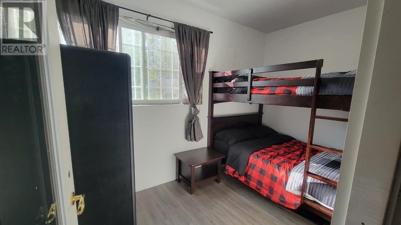 897 Main Street, Blue River, British Columbia  V0E 1J0 - Photo 9 - 176680