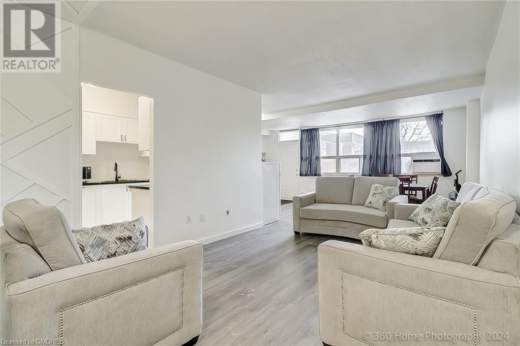 15 Nicklaus Drive Unit# 12, Hamilton, Ontario  L8K 5J5 - Photo 9 - 40539713