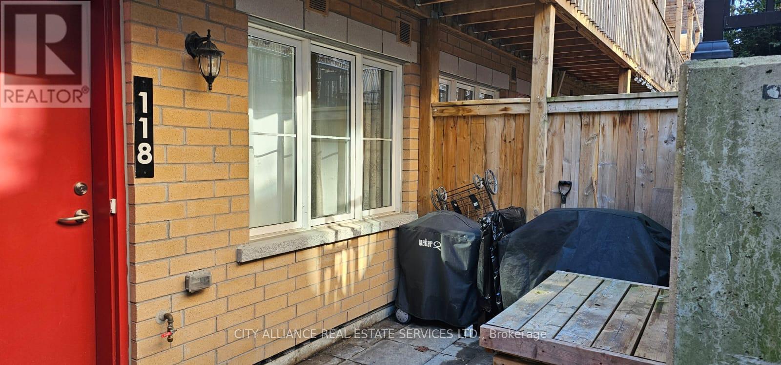 #118 -370 Hopewell Ave, Toronto, Ontario  M6E 2S2 - Photo 23 - W8059568