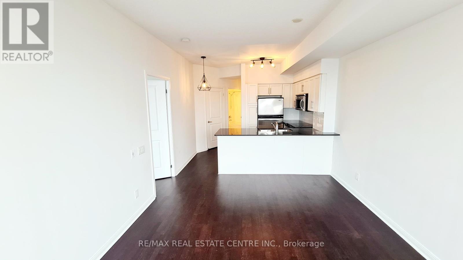 #2604 -15 Windermere Ave, Toronto, Ontario  M6S 5A2 - Photo 8 - W8059588