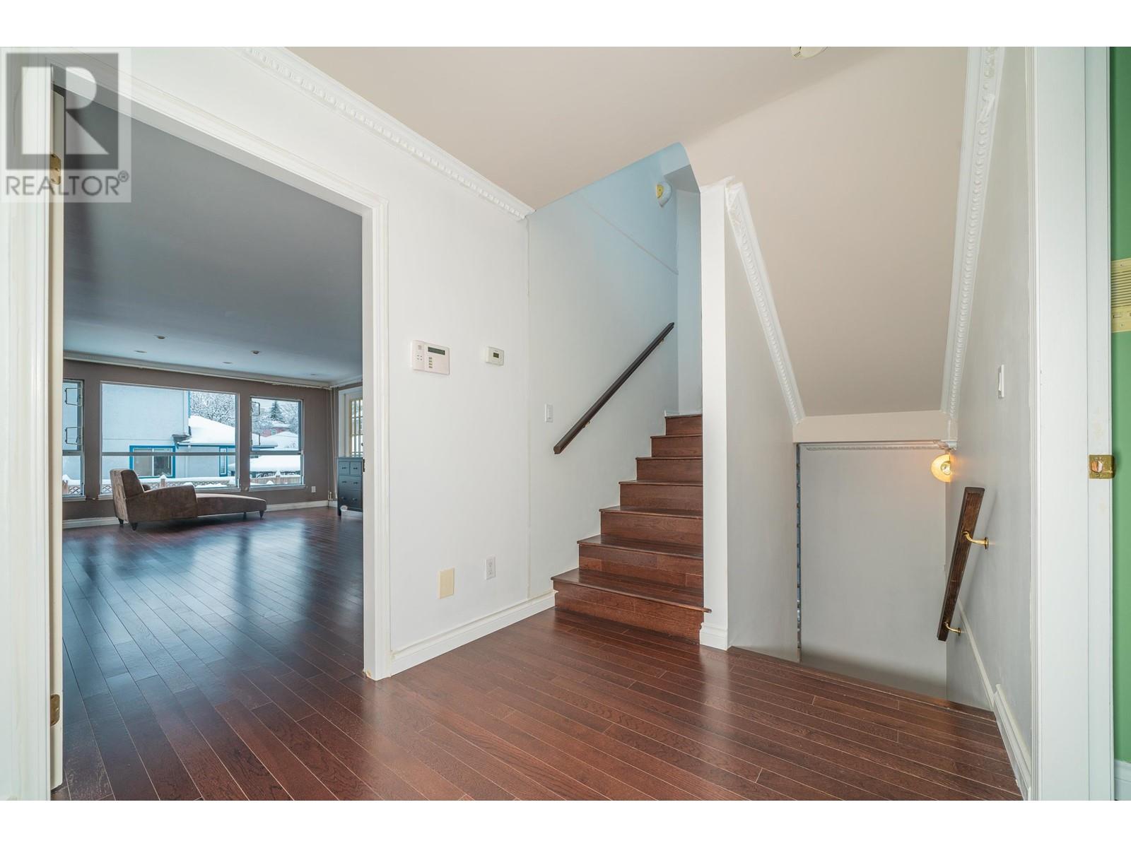 6518 Angus Drive, Vancouver, British Columbia  V6P 5H9 - Photo 35 - R2847387