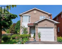 20 NEWMILL CRES