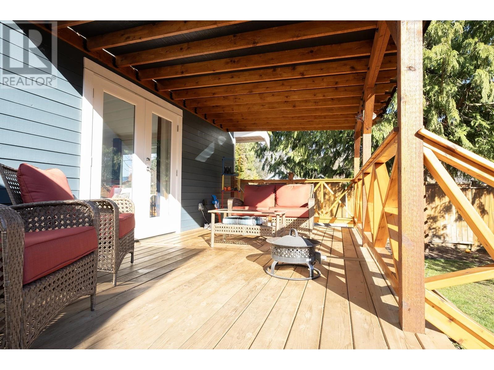 317 Cochrane Road, Gibsons, British Columbia  V0N 1V8 - Photo 35 - R2848722