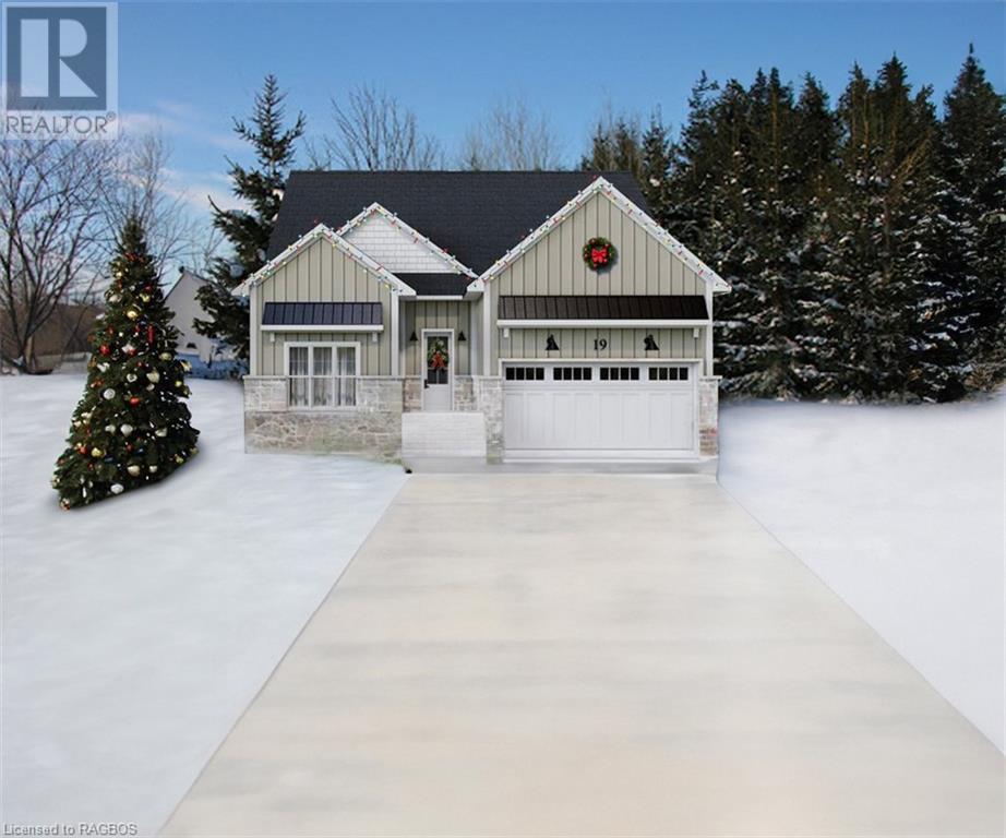 19 Grenville Street N, Southampton, Ontario  N0H 2L0 - Photo 1 - 40538736