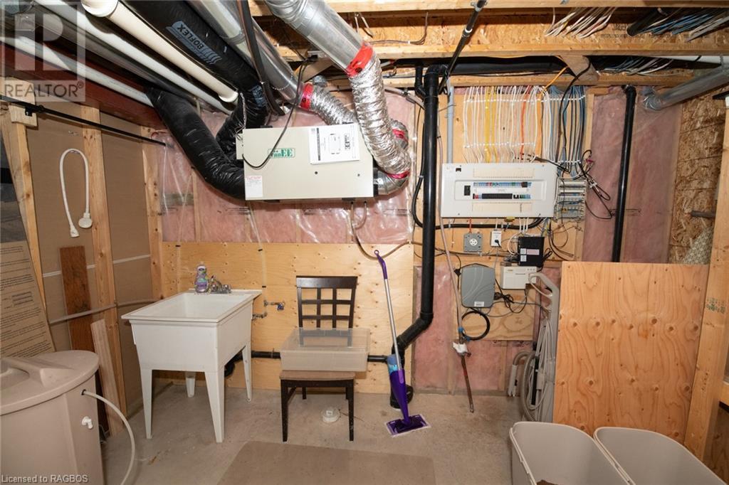 520 Wellington Street E, Mount Forest, Ontario  N0G 2L2 - Photo 43 - 40531285