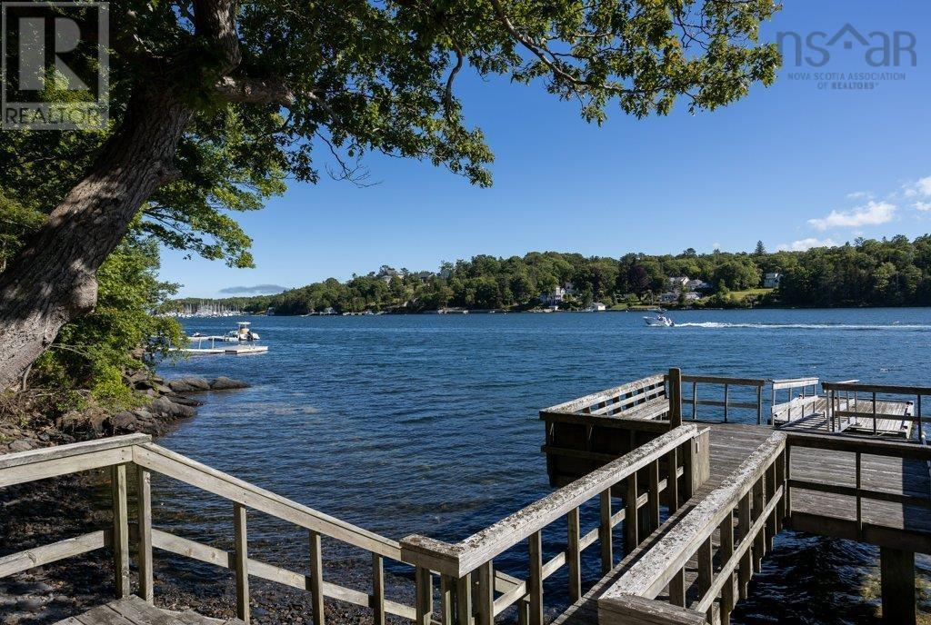 995 Winwick Road, Halifax, Nova Scotia  B3H 4L5 - Photo 1 - 202215598