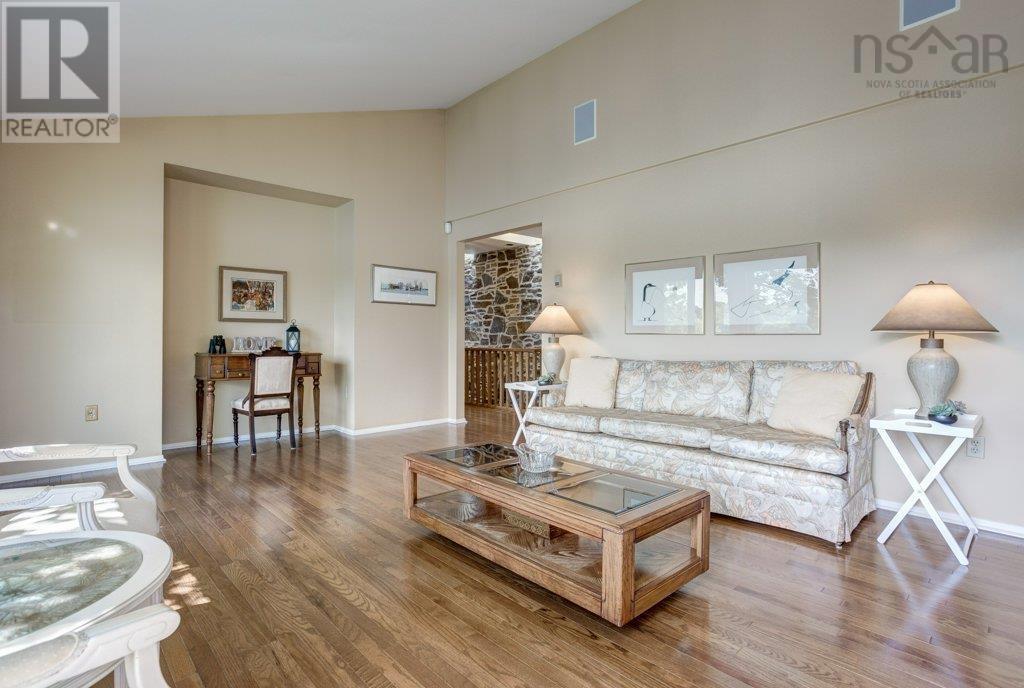 995 Winwick Road, Halifax, Nova Scotia  B3H 4L5 - Photo 11 - 202215598