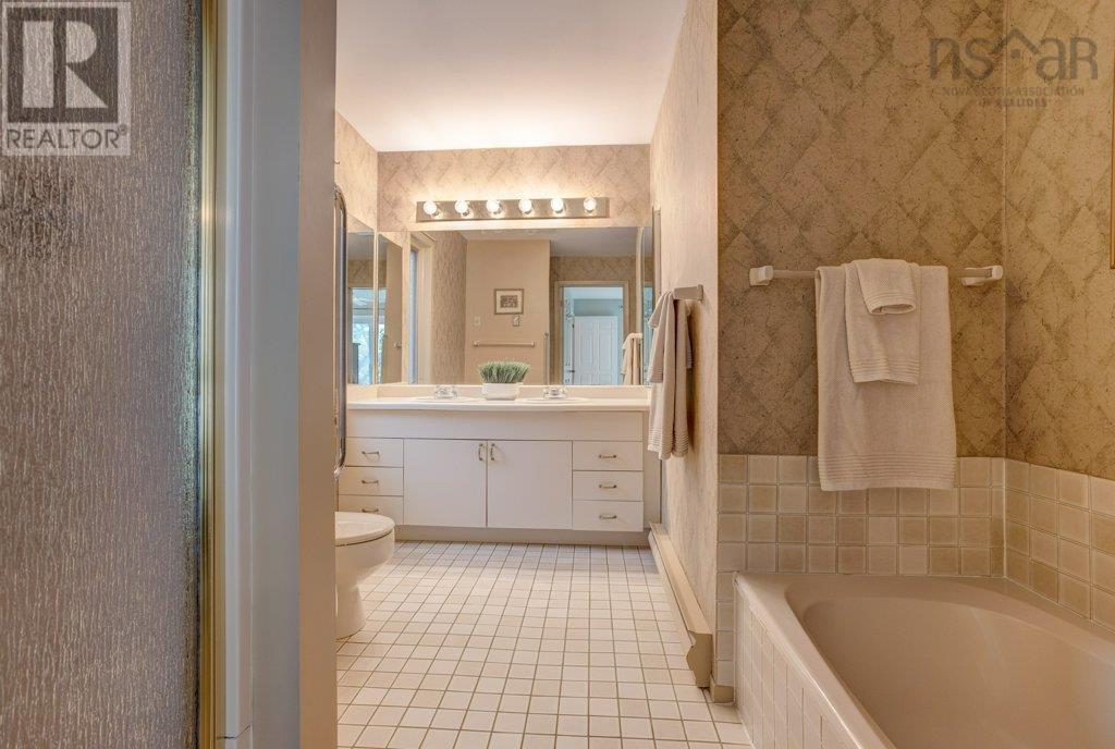 995 Winwick Road, Halifax, Nova Scotia  B3H 4L5 - Photo 20 - 202215598