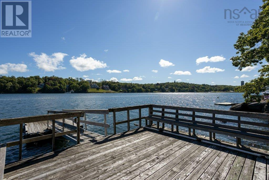 995 Winwick Road, Halifax, Nova Scotia  B3H 4L5 - Photo 28 - 202215598