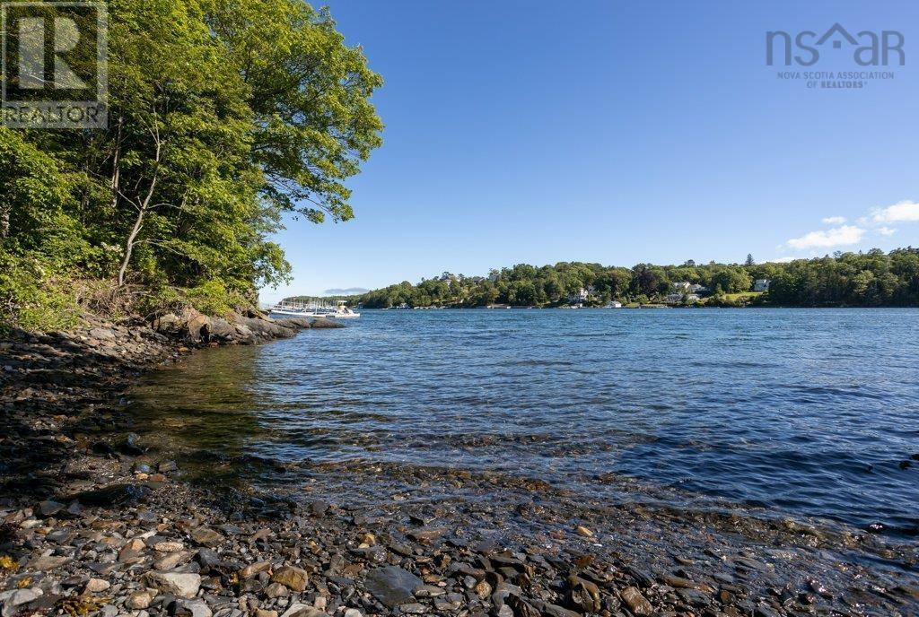 995 Winwick Road, Halifax, Nova Scotia  B3H 4L5 - Photo 29 - 202215598