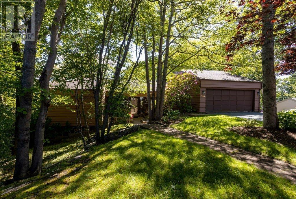 995 Winwick Road, Halifax, Nova Scotia  B3H 4L5 - Photo 5 - 202215598