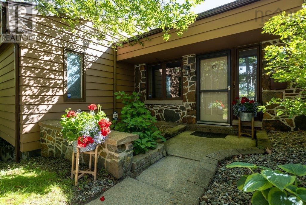 995 Winwick Road, Halifax, Nova Scotia  B3H 4L5 - Photo 7 - 202215598