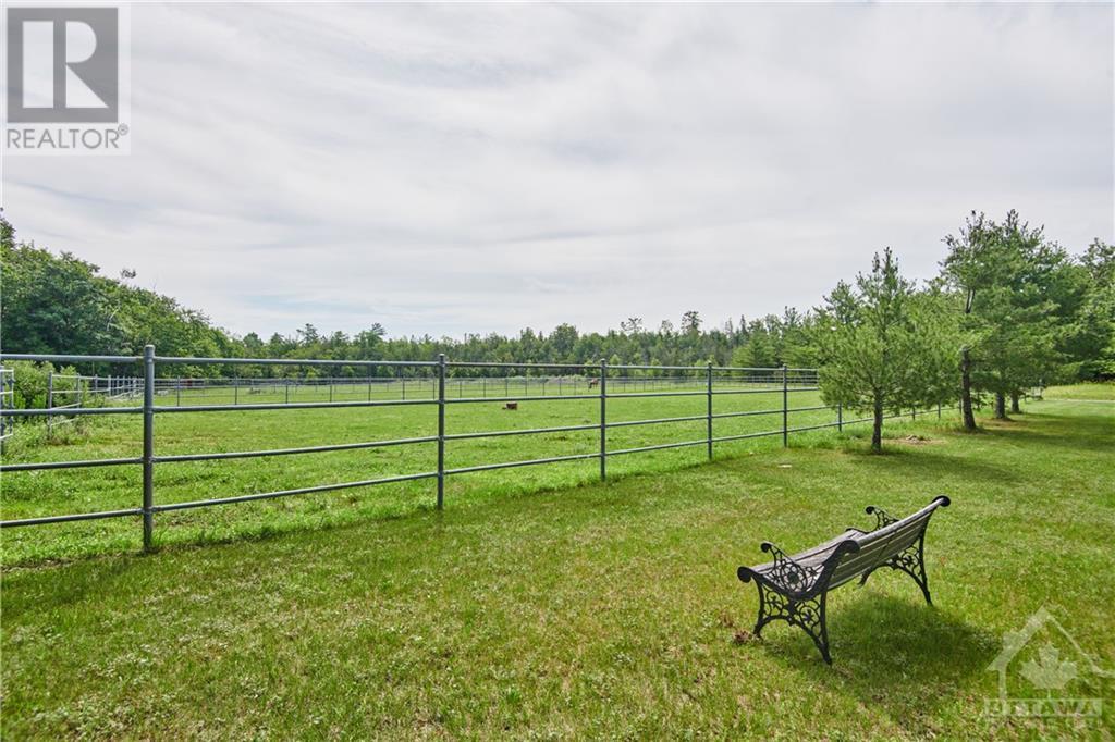 444 ROCK FOREST ROAD Dunrobin