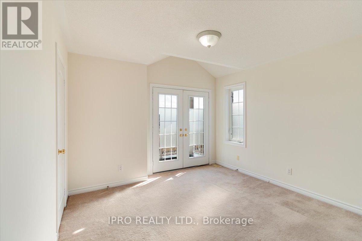 3315 Tacc Dr, Mississauga, Ontario  L5M 0K4 - Photo 21 - W8061016