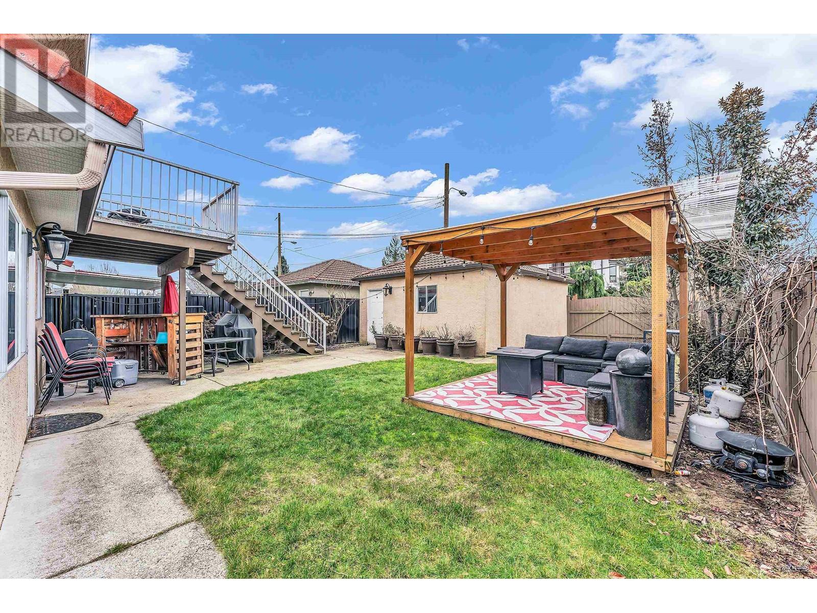 2808 Horley Street, Vancouver, British Columbia  V5R 4R9 - Photo 5 - R2848854