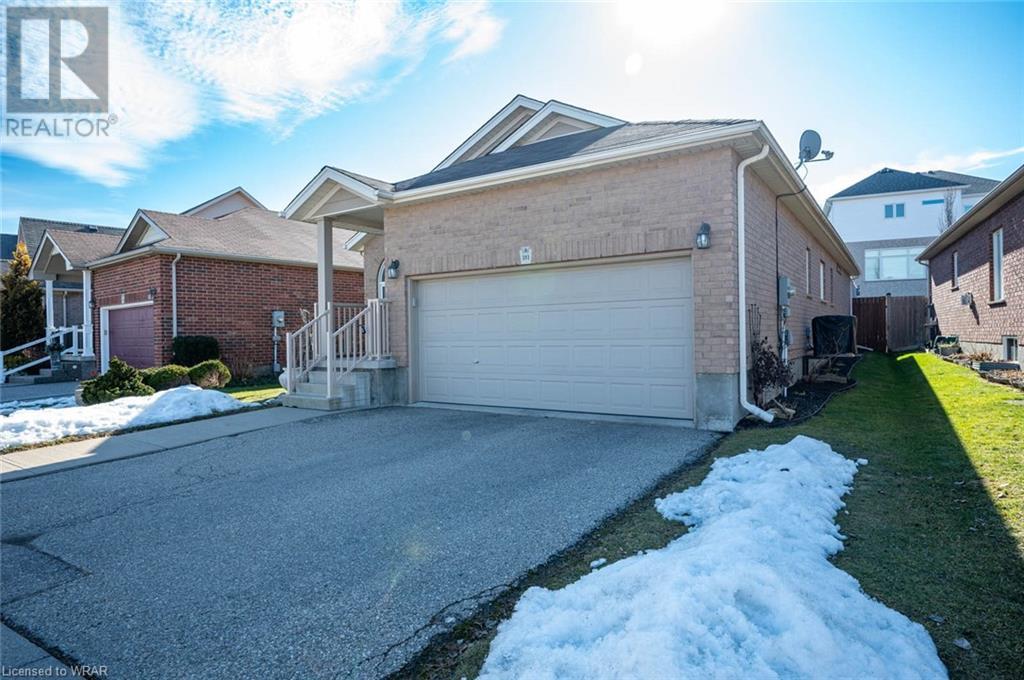381 Zeller Drive, Kitchener, Ontario  N2A 0A3 - Photo 3 - 40540199