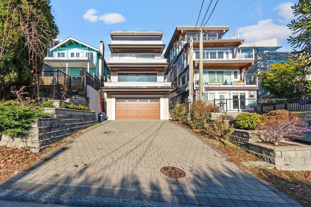 Listing Picture 2 of 38 : 15319 VICTORIA AVENUE, White Rock - 魯藝地產 Yvonne Lu Group - MLS Medallion Club Member