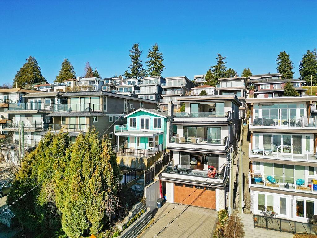 Listing Picture 36 of 38 : 15319 VICTORIA AVENUE, White Rock - 魯藝地產 Yvonne Lu Group - MLS Medallion Club Member