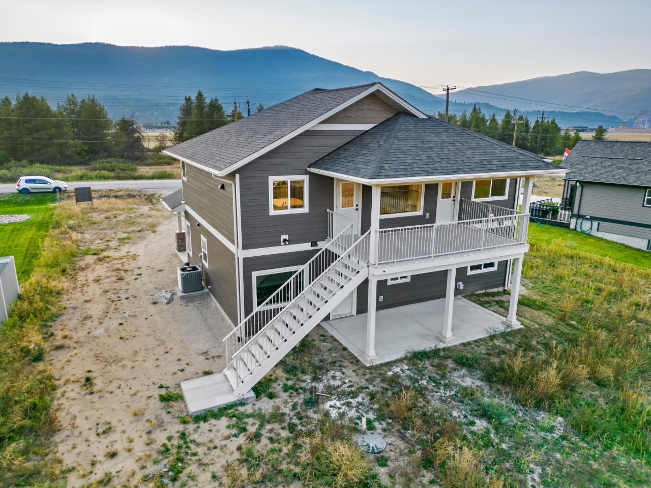 390 Ootischenia Road, Ootischenia, British Columbia  V1N 4L5 - Photo 4 - 2474886