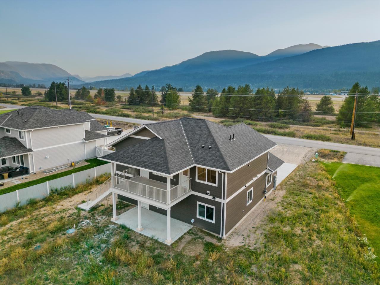 390 Ootischenia Road, Ootischenia, British Columbia  V1N 4L5 - Photo 5 - 2474886